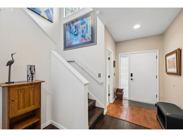 599 WIMBLEDON Ct, Eugene, OR 97401