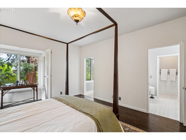 599 WIMBLEDON Ct, Eugene, OR 97401