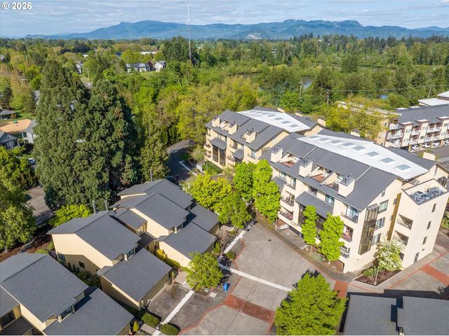 599 WIMBLEDON Ct, Eugene, OR 97401