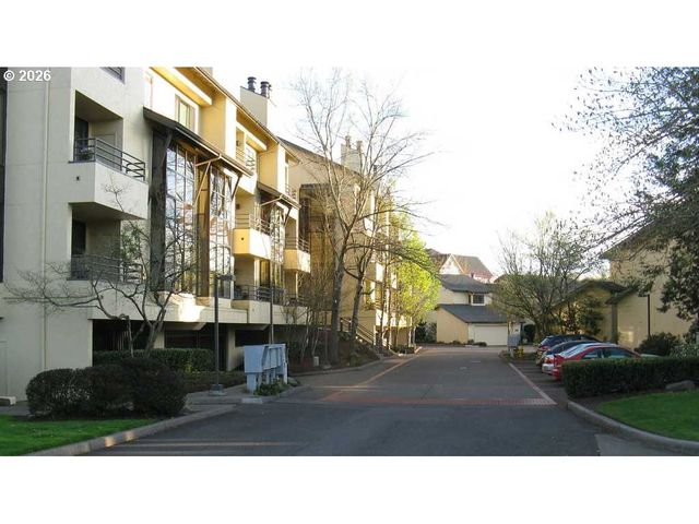 599 WIMBLEDON Ct, Eugene, OR 97401