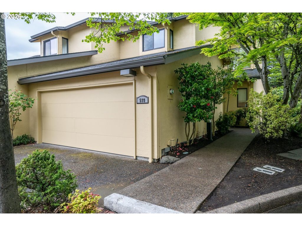 599 WIMBLEDON Ct, Eugene, OR 97401