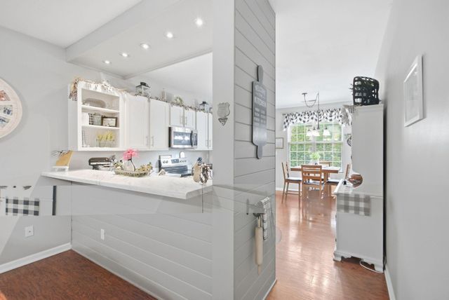 2736 Mill Wood Cove, Lexington, KY 40511