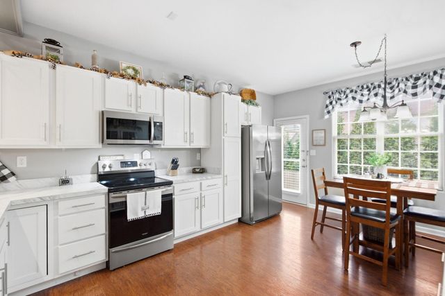 2736 Mill Wood Cove, Lexington, KY 40511