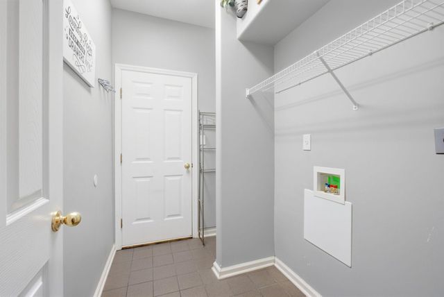 2736 Mill Wood Cove, Lexington, KY 40511