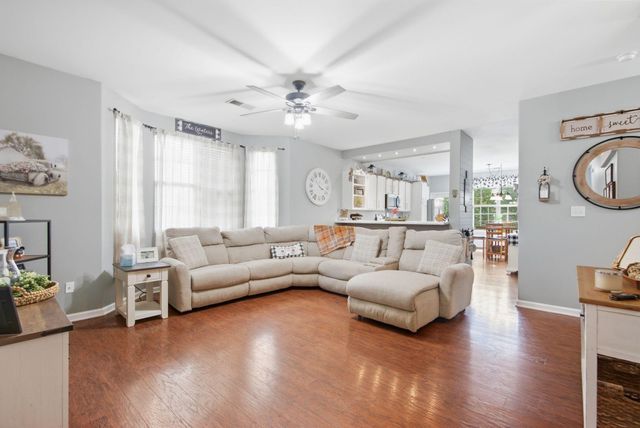 2736 Mill Wood Cove, Lexington, KY 40511