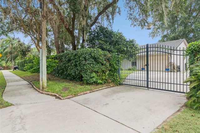 390 SMITH STREET, Oviedo, FL 32765