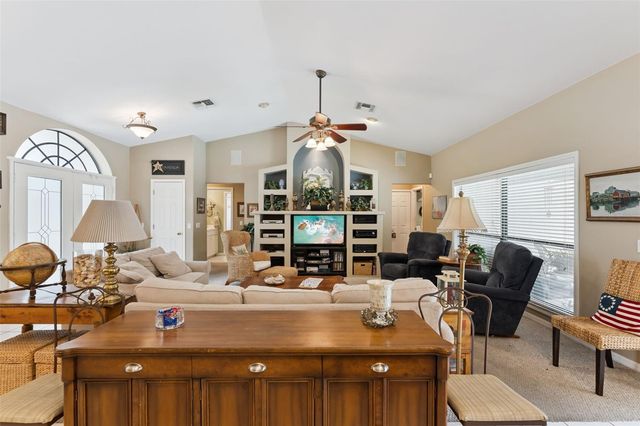 390 SMITH STREET, Oviedo, FL 32765