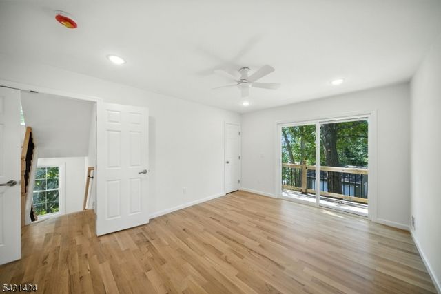 32 Alpine Dr, Jefferson Twp., NJ 07849