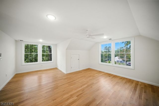 32 Alpine Dr, Jefferson Twp., NJ 07849