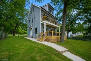 32 Alpine Dr, Jefferson Twp., NJ 07849