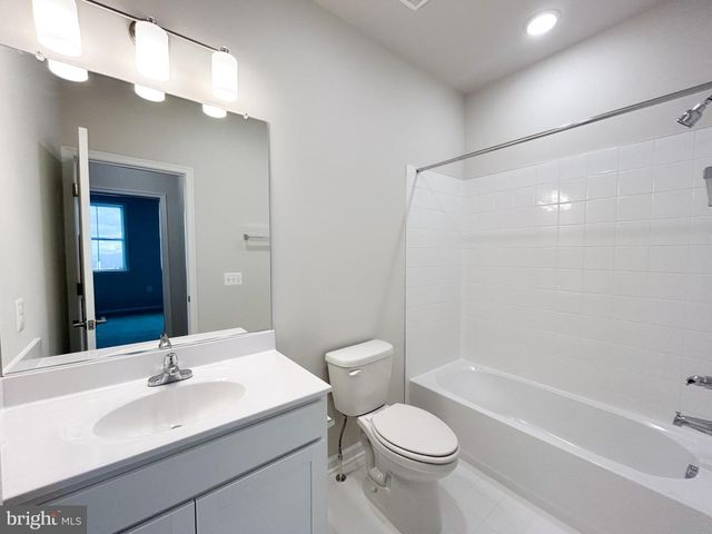 404 GRANITE RIDGE DR, Winchester, VA 22603