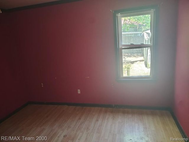 24806 Frisbee Street, Detroit, MI 48219