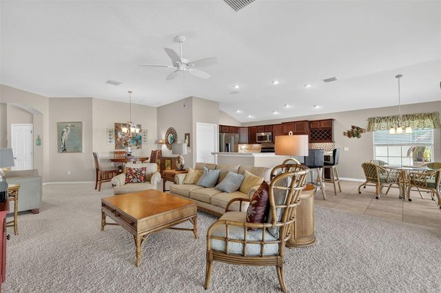 909 VANILLA LEAF PLACE, The Villages, FL 32163