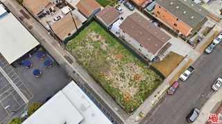 118 W 87th Place, Los Angeles, CA 90003