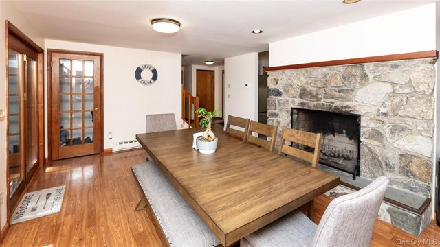17 Tiger Trail W, Carmel, NY 10512