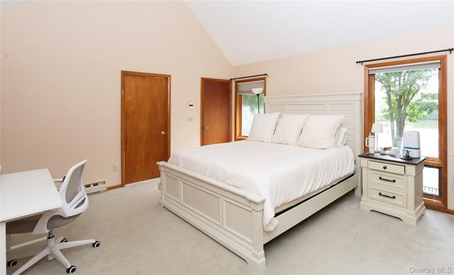 17 Tiger Trail W, Carmel, NY 10512