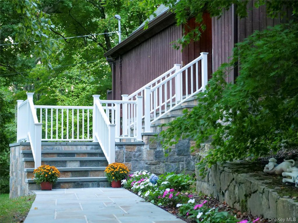17 Tiger Trail W, Carmel, NY 10512 — photo 3