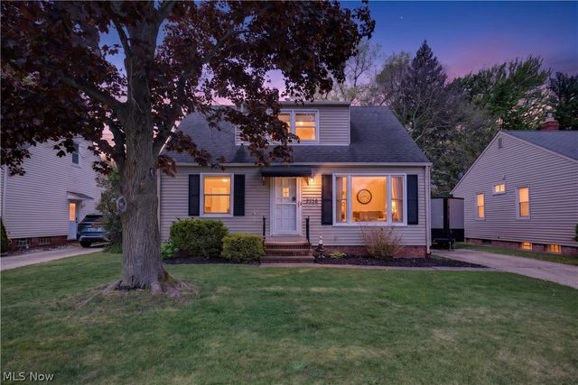 2258 E 290th Street, Wickliffe, OH 44092