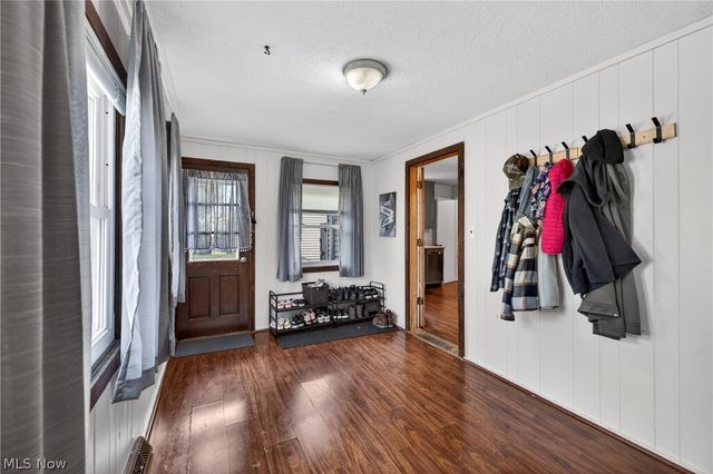 2258 E 290th Street, Wickliffe, OH 44092