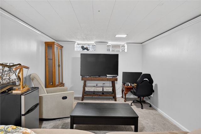 2258 E 290th Street, Wickliffe, OH 44092