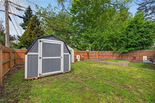 2258 E 290th Street, Wickliffe, OH 44092