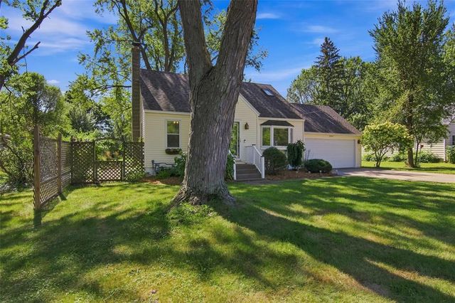 2801 North Lane, Eau Claire, WI 54703
