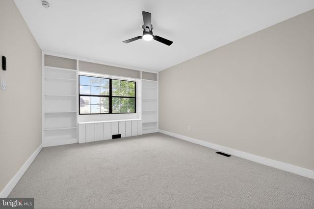 16 LANCASTER CT, Westampton, NJ 08060