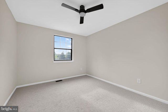 16 LANCASTER CT, Westampton, NJ 08060