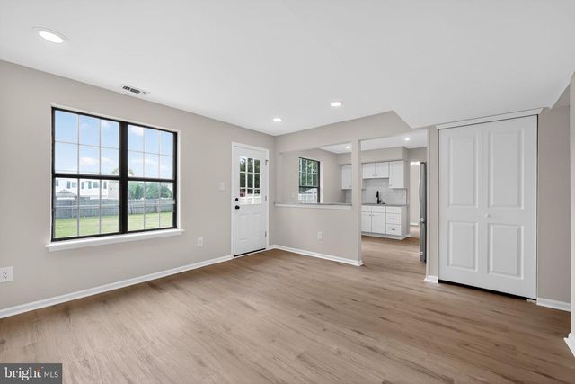 16 LANCASTER CT, Westampton, NJ 08060