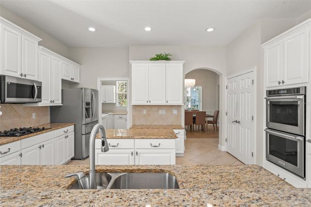 11334 CAMDEN LOOP WAY, Windermere, FL 34786