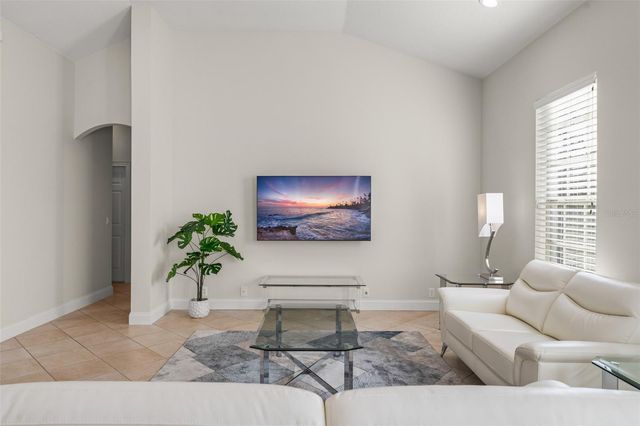 11334 CAMDEN LOOP WAY, Windermere, FL 34786