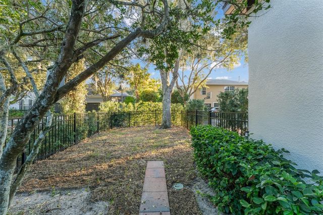 11334 CAMDEN LOOP WAY, Windermere, FL 34786