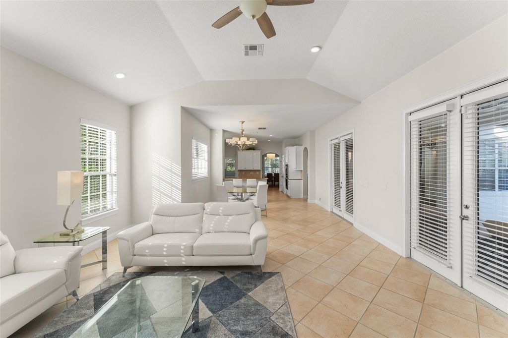 Image 31 of property listing at 11334 CAMDEN LOOP WAY, Windermere, FL 34786