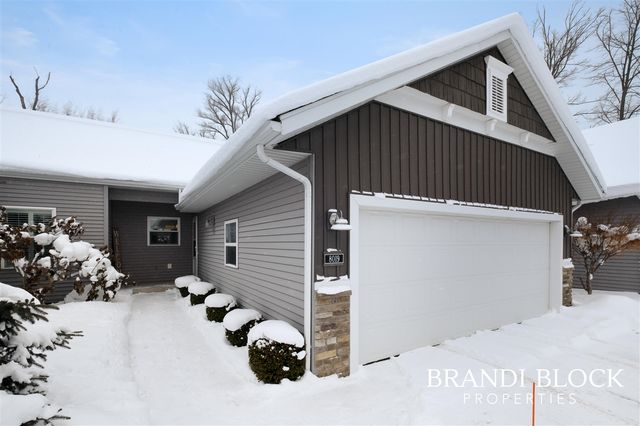 8019 Amber Crest Drive, Byron Center, MI 49315