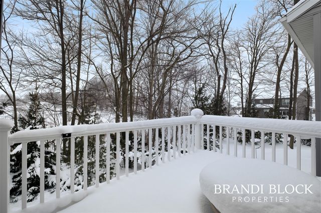 8019 Amber Crest Drive, Byron Center, MI 49315