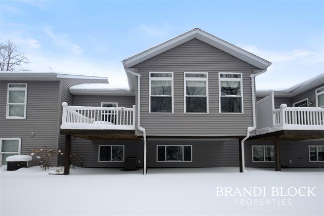 8019 Amber Crest Drive, Byron Center, MI 49315