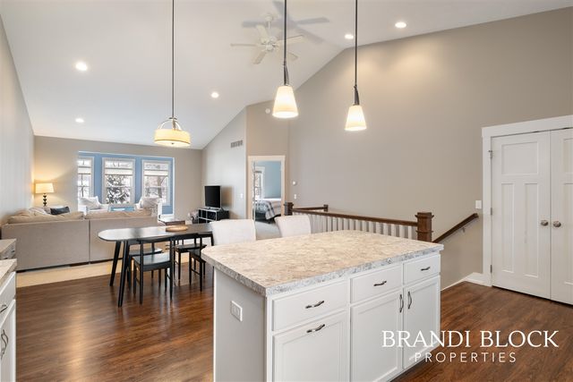 8019 Amber Crest Drive, Byron Center, MI 49315