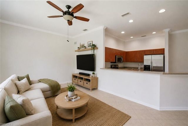 3741 6th AVE SE, Naples, FL 34117