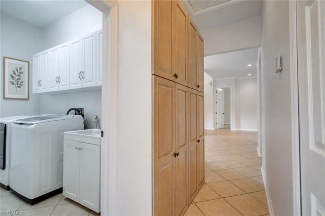 3741 6th AVE SE, Naples, FL 34117