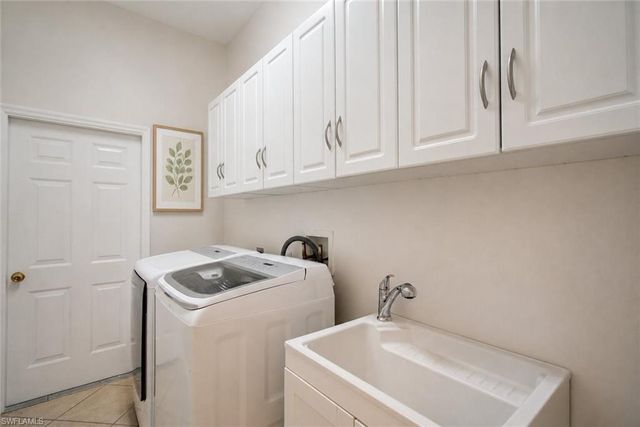 3741 6th AVE SE, Naples, FL 34117
