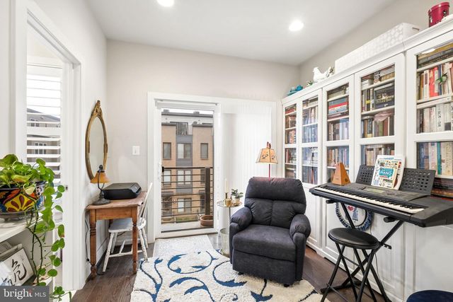 6738 EAMES WAY, Bethesda, MD 20817