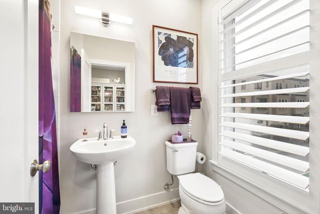 6738 EAMES WAY, Bethesda, MD 20817