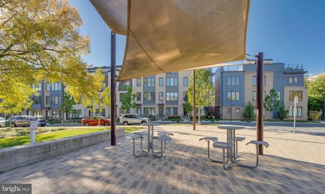 6738 EAMES WAY, Bethesda, MD 20817