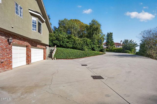 119 Alviso Drive, Camarillo, CA 93010