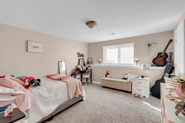 601 N Brentwood Place, Andover, KS 67002