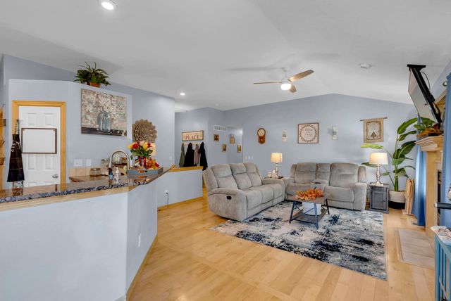 601 N Brentwood Place, Andover, KS 67002