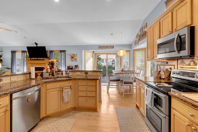 601 N Brentwood Place, Andover, KS 67002