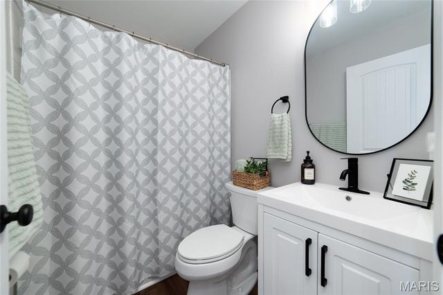 509 Parkland Place Drive, O'fallon, MO 63366