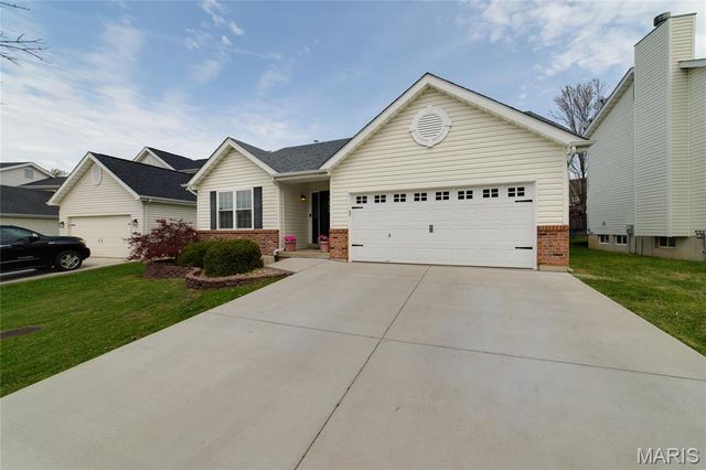 509 Parkland Place Drive, O'fallon, MO 63366