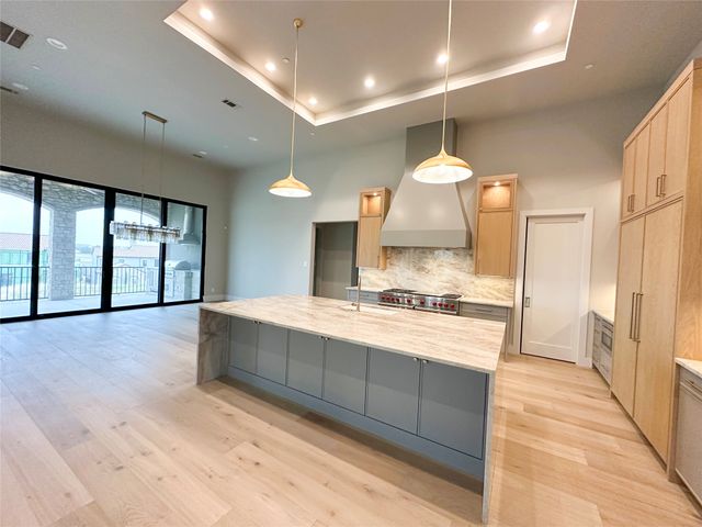 48 Cardona Drive, Westlake, TX 76262